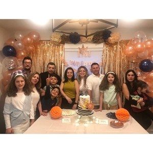 Meet your Posher, Maria